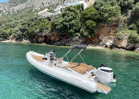 explorer-speedboat-nissaki-corfu-boat-hire-4
